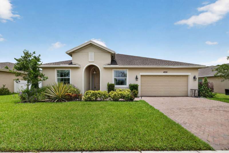 4 bedroom Single Family Residence at 4206 Birkdale Drive, Bent Creek Tract A-1, Fort Pierce — photo 3