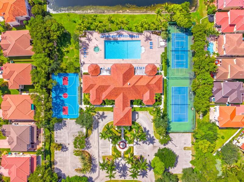 5 bedroom Single Family Residence at 3616 SW 163rd Avenue, Nautica Plat, Miramar — photo 5