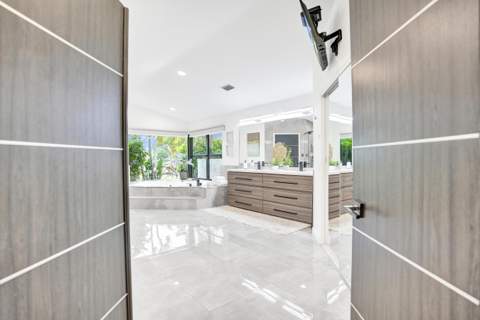 10875 Boca Woods Lane, Boca Raton FL - photo 22 of 125