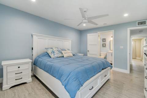 117 Lehane Terrace #211, North Palm Beach FL - photo 20 of 34