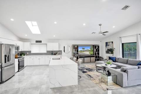 10875 Boca Woods Lane, Boca Raton FL - photo 11 of 125
