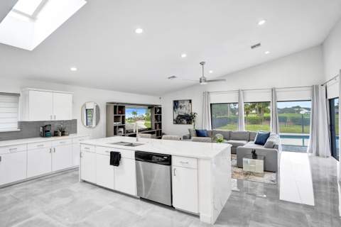 10875 Boca Woods Lane, Boca Raton FL - photo 12 of 125