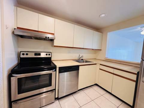 8025 S Colony Cir Circle #203, Tamarac FL - photo 7 of 21