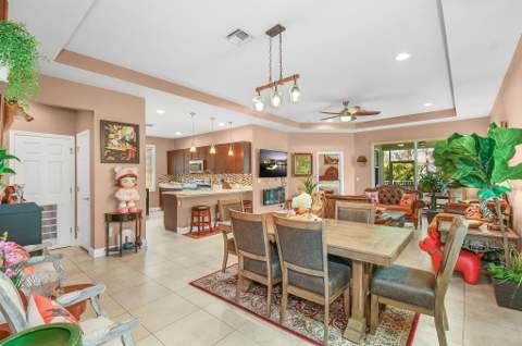 742 NW Leonardo Circle, Port St. Lucie FL - photo 7 of 35