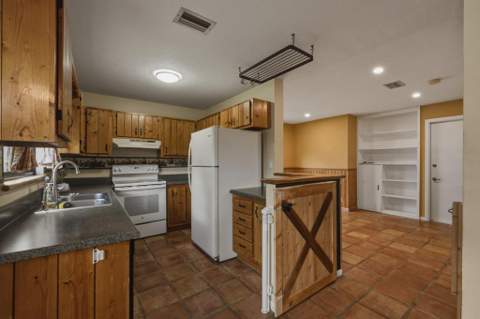3274 NW 104th Terrace, Sunrise FL - photo 7 of 23