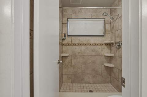 3274 NW 104th Terrace, Sunrise FL - photo 14 of 23
