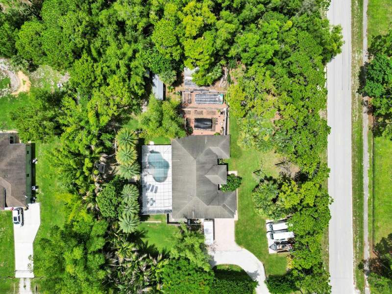 4 bedroom Single Family Residence at 4209 180th Avenue, Loxahatchee , Loxahatchee — photo 2