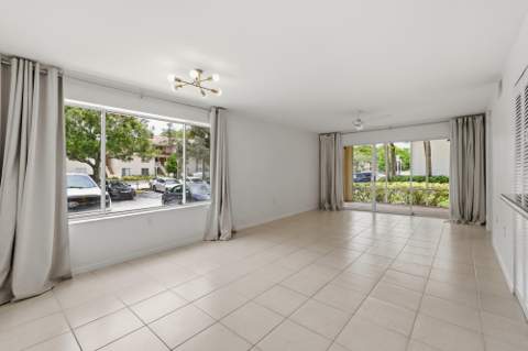 20101 Glenmoor Drive, West Palm Beach FL - photo 12 of 27