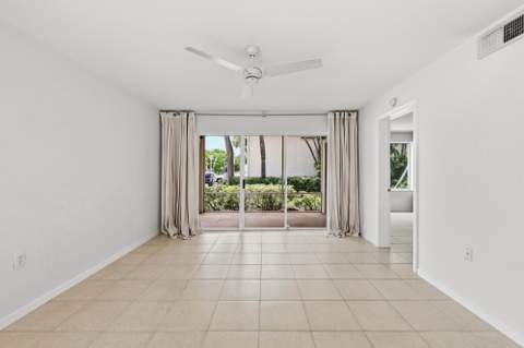 20101 Glenmoor Drive, West Palm Beach FL - photo 8 of 27