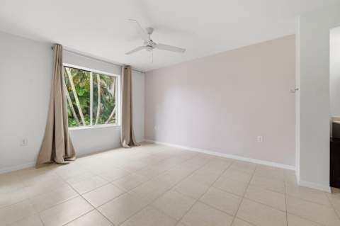 20101 Glenmoor Drive, West Palm Beach FL - photo 15 of 27