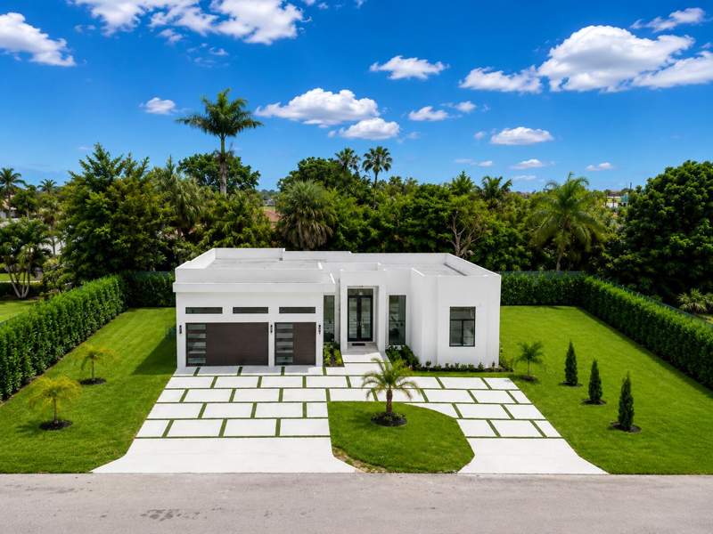 4 bedroom Single Family Residence at 11601 NW 27th Street, Fla Fruit Lands Co Sub No 1, Plantation — photo 3