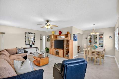 2430 S Federal Highway #2, Boynton Beach FL - photo 16 of 63