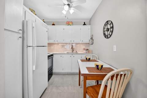 2430 S Federal Highway #2, Boynton Beach FL - photo 8 of 63