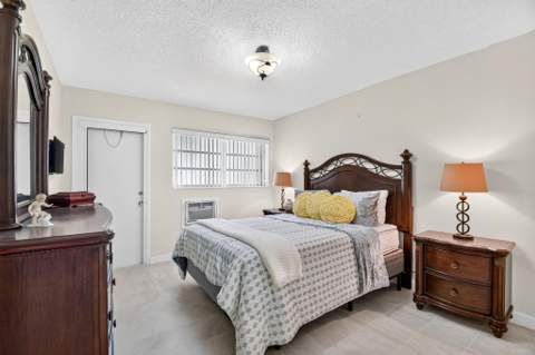 2430 S Federal Highway #2, Boynton Beach FL - photo 17 of 63
