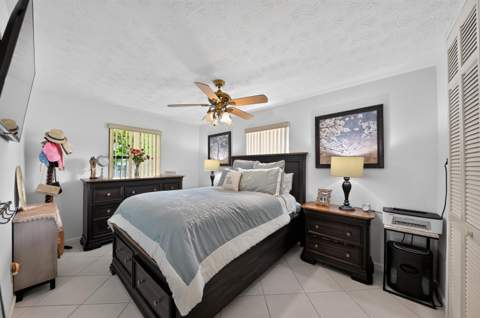 5826 Churchill Court, West Palm Beach FL - photo 11 of 29