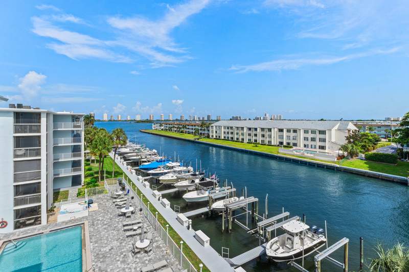 2 bedroom Condominium at 108 Paradise Harbour Boulevard #502, Paradise Villas Condo, North Palm Beach — photo 4