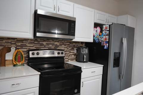 2941 NW 7th Court, Fort Lauderdale FL - photo 12 of 35