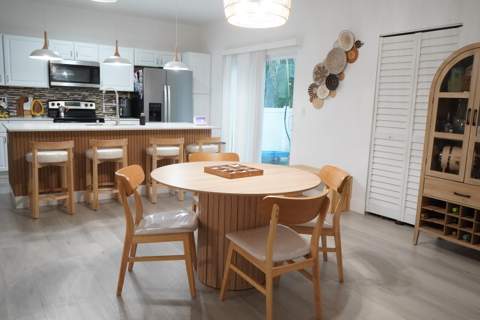 2941 NW 7th Court, Fort Lauderdale FL - photo 16 of 35