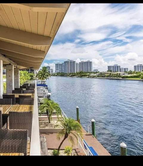 1965 S Ocean Drive #9Q, Hallandale Beach FL - photo 9 of 24