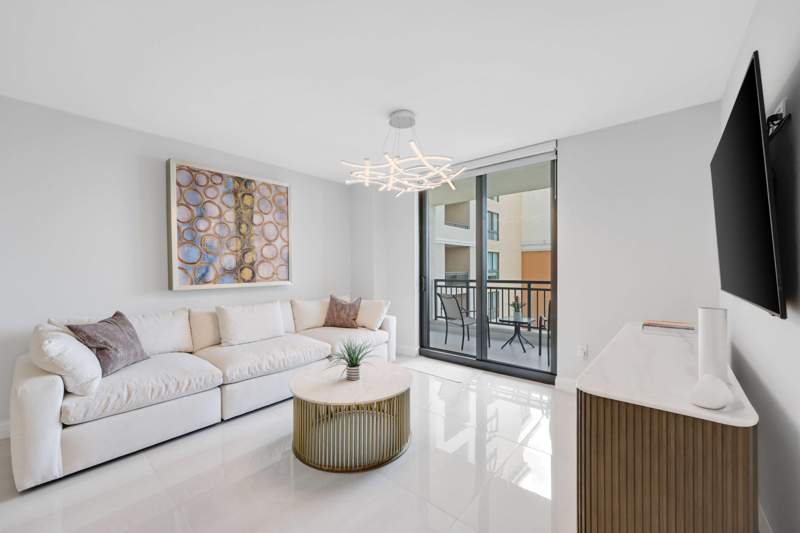 2 bedroom Condominium at 100 N Federal Highway #1021, Waverly At Las Olas Condo, Fort Lauderdale — photo 4