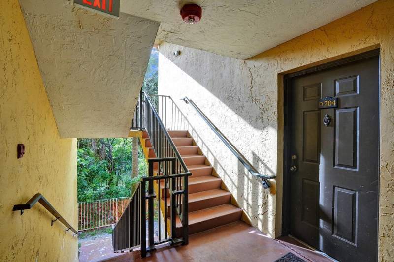 2 bedroom Condominium at 4015 W McNab Road #D204, Windward Lakes Condo, Pompano Beach — photo 4
