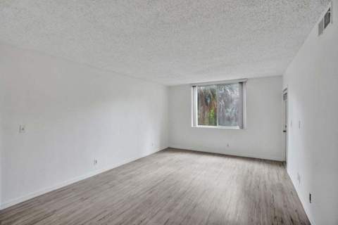 4015 W McNab Road #D204, Pompano Beach FL - photo 9 of 46