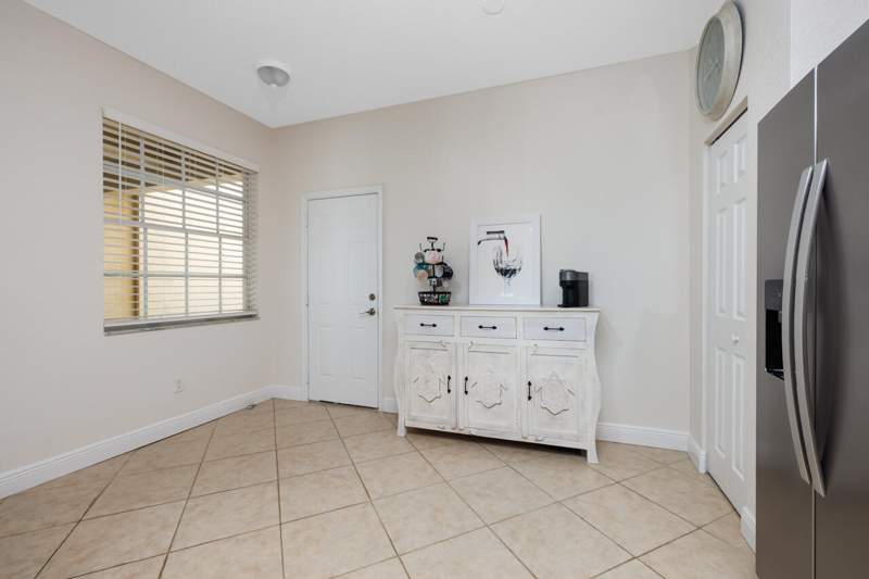 3 bedroom Townhouse at 1560 SE Sheffield Terrace #102, Lexington Lakes, Stuart — photo 3