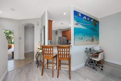 1560 SE Sheffield Terrace #102, Stuart FL - photo 7 of 47