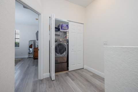 1560 SE Sheffield Terrace #102, Stuart FL - photo 13 of 47