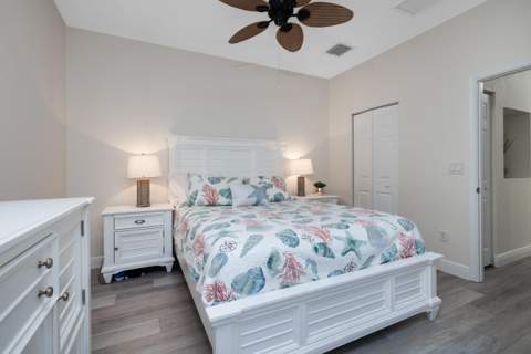 1560 SE Sheffield Terrace #102, Stuart FL - photo 24 of 47