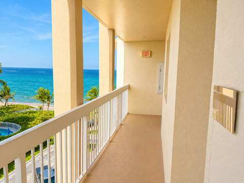 1069 Hillsboro Mile #603, Hillsboro Beach FL - photo 8 of 37