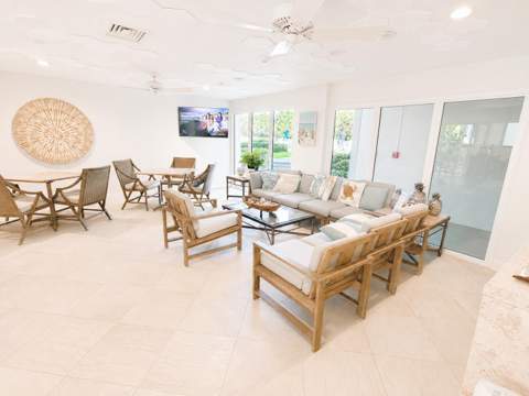 1069 Hillsboro Mile #603, Hillsboro Beach FL - photo 19 of 37