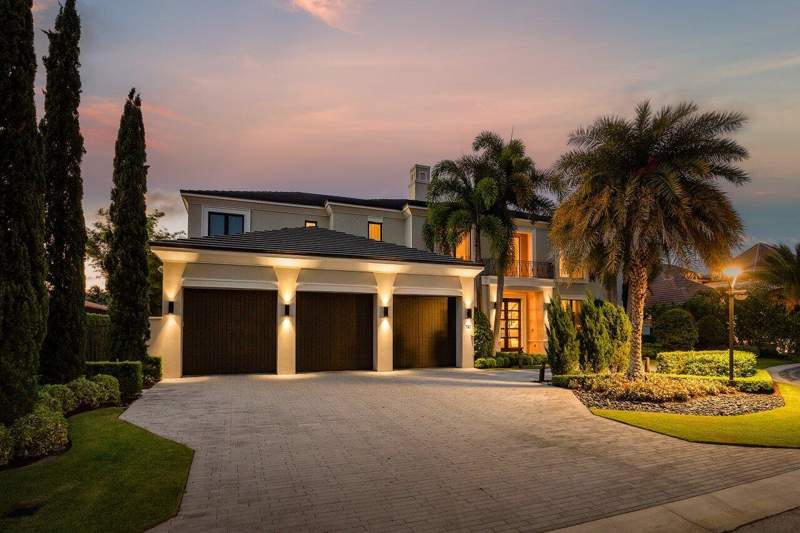 5 bedroom Single Family Residence at 701 Sanctuary Drive, The Sanctuary, Boca Raton — photo 4