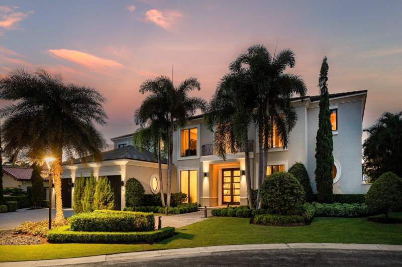 5 bedroom Single Family Residence at 701 Sanctuary Drive, The Sanctuary, Boca Raton — photo 5