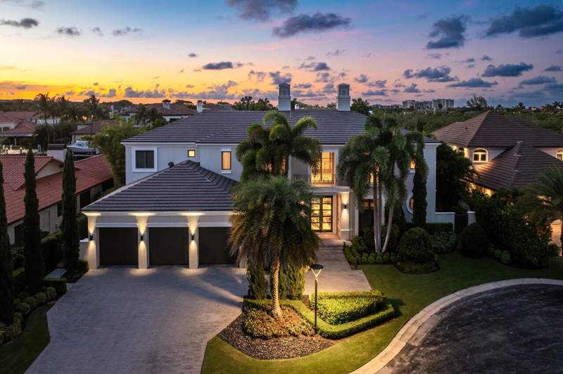 5 bedroom Single Family Residence at 701 Sanctuary Drive, The Sanctuary, Boca Raton — photo 3