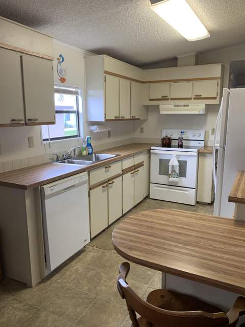 8 SE Hernando Lane, Port St. Lucie FL - photo 12 of 23