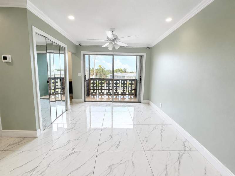 1 bedroom Condominium at 941 Crystal Lake Drive #309, Crystal Lake 941 Condo, Deerfield Beach — photo 2