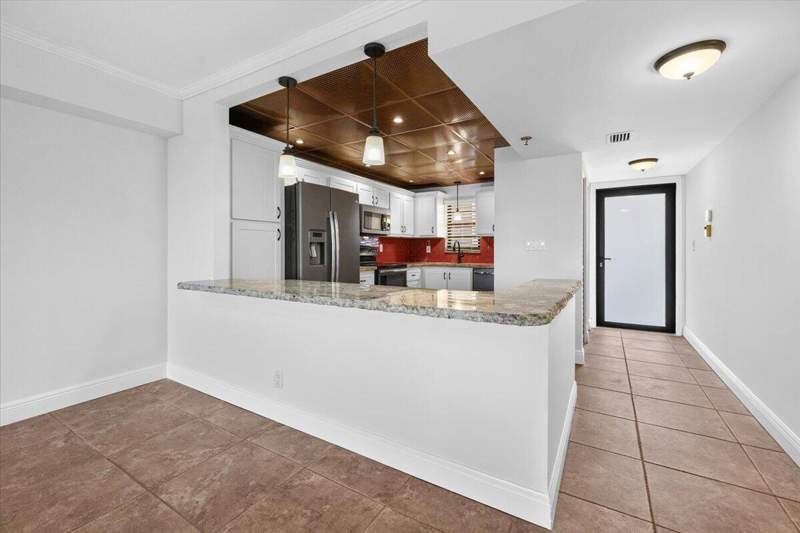 2 bedroom Condominium at 2430 Deer Creek Country Club Boulevard #506, Deer Creek Country Club, Deerfield Beach — photo 5