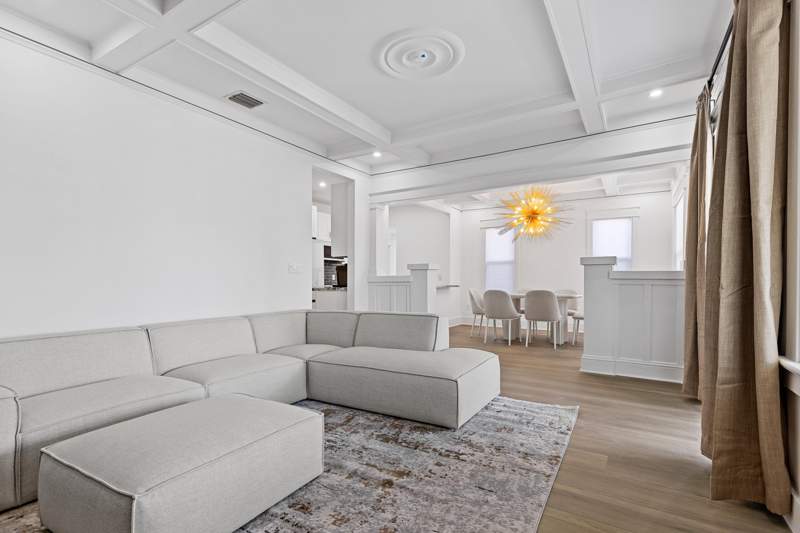 4 bedroom Single Family Residence at 5309 N Flagler Drive, North Palm Bch 3, West Palm Beach — photo 5