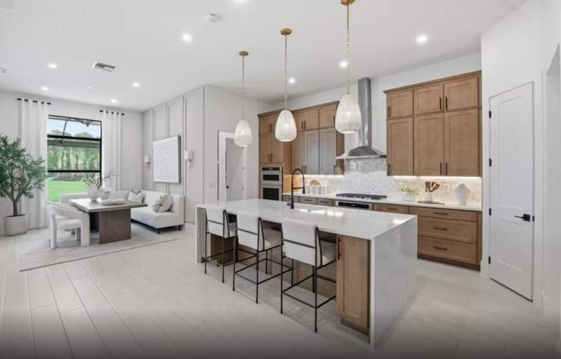 4 bedroom Single Family Residence at 10175 Amara Ranch Drive #19 Oakley, Amara , Lake Worth — photo 4