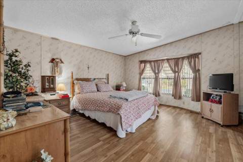 6578 NW 37th Avenue, Coconut Creek FL - photo 13 of 40