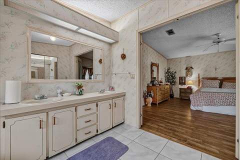 6578 NW 37th Avenue, Coconut Creek FL - photo 18 of 40