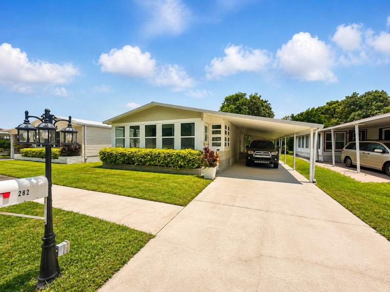 2 bedroom Manufactured Home at 282 NW 54th Street, Highland Meadows Estates West, Deerfield Beach — photo 3