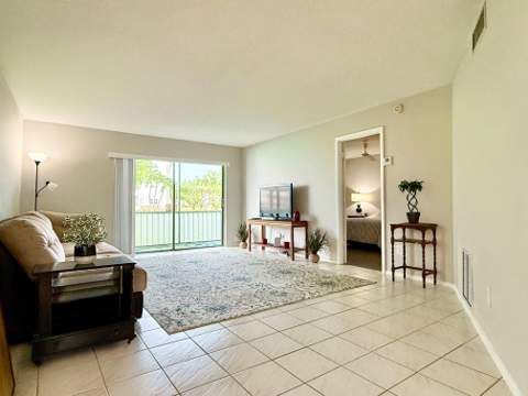4401 NW 41st Street #104, Lauderdale Lakes FL - photo 8 of 41