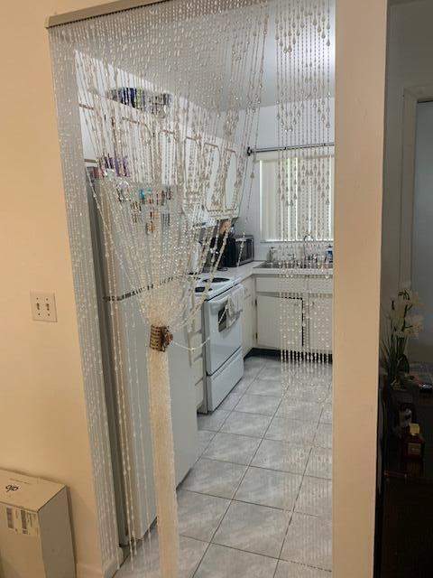 270 Layne Boulevard #308, Hallandale Beach FL - photo 7 of 18