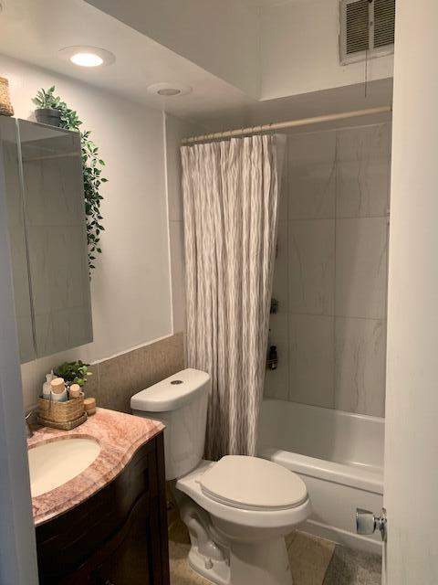 270 Layne Boulevard #308, Hallandale Beach FL - photo 14 of 18