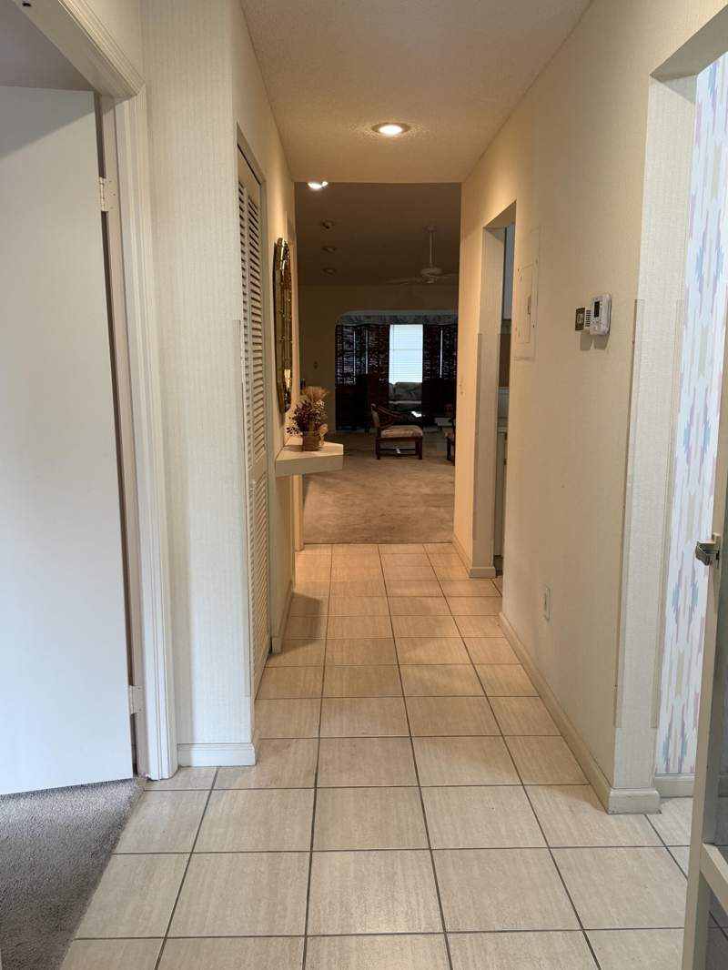 2 bedroom Condominium at 10107 Mangrove Drive, Lakeside Condo 8 Of Banyan Springs, Boynton Beach — photo 2