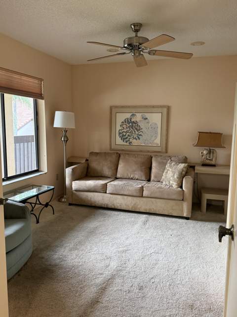 10107 Mangrove Drive, Boynton Beach FL - photo 8 of 26