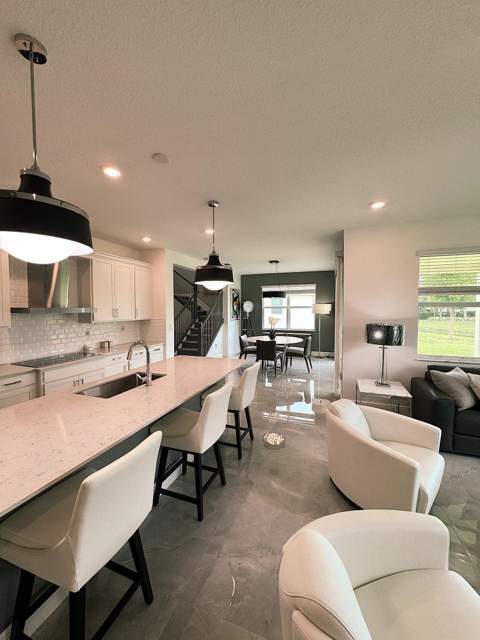 4329 Marina Way, Deerfield Beach FL - photo 10 of 47
