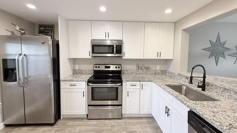 2 bedroom Condominium at 7370 S Ocean Drive #115, Sand Dollar North Condominium, Jensen Beach — photo 3